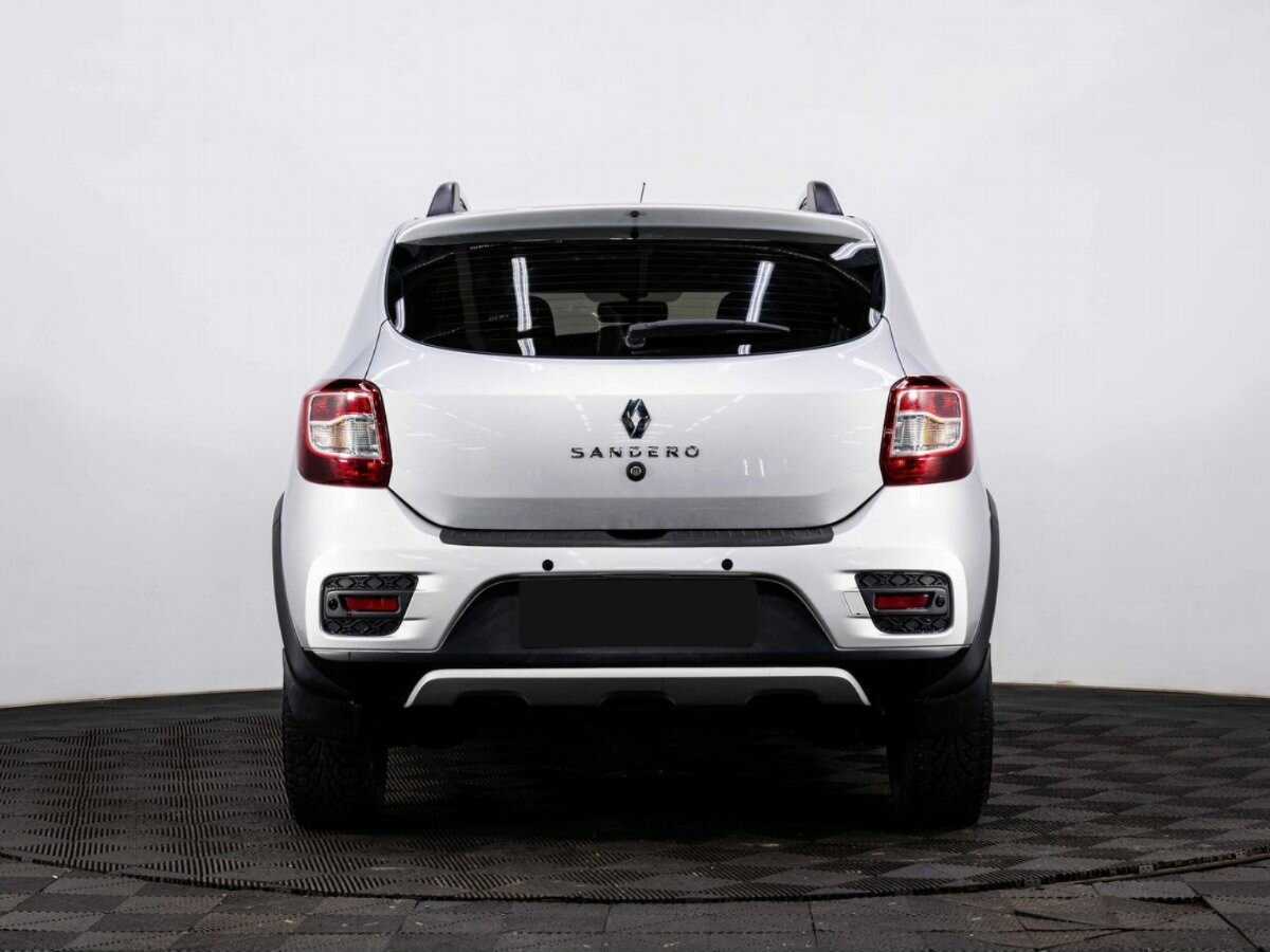 Renault Sandero б/у, 2020, Механическая. Фото: #4