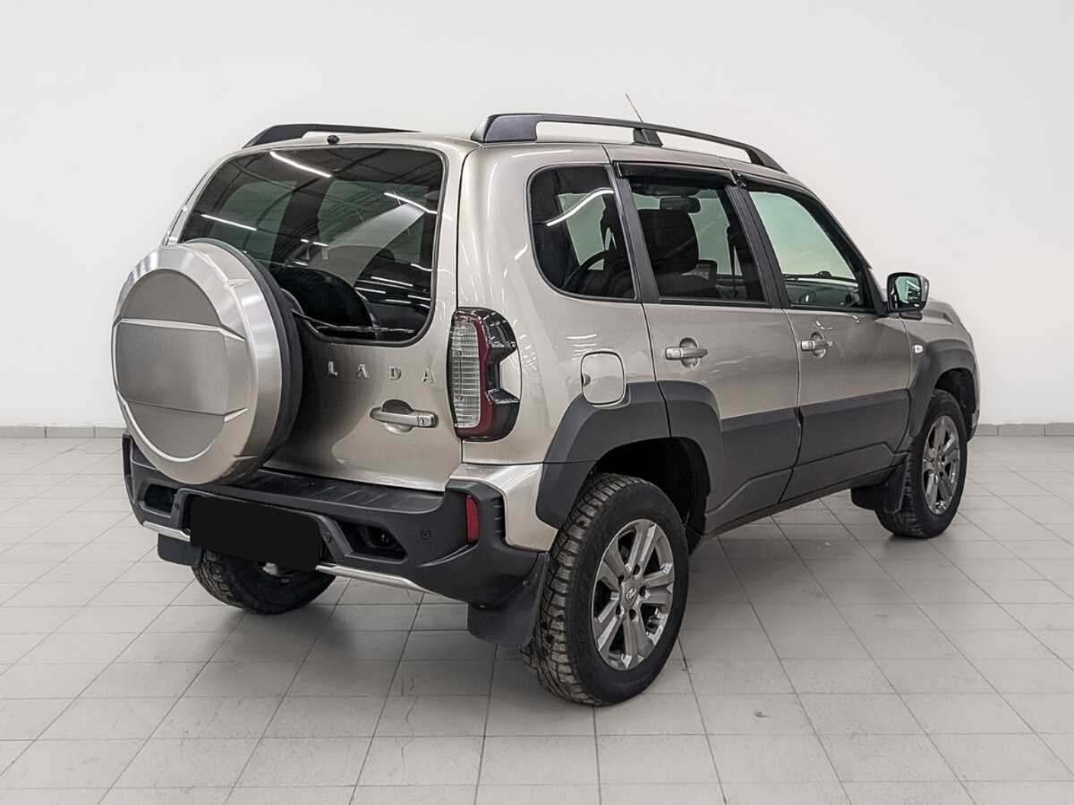 Lada (ВАЗ) Niva б/у, 2021, Механическая. Фото: #4