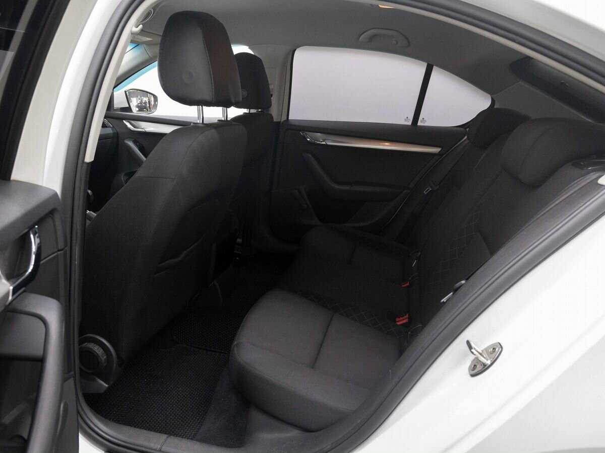 Skoda Octavia б/у, 2018, Механическая. Фото: #9