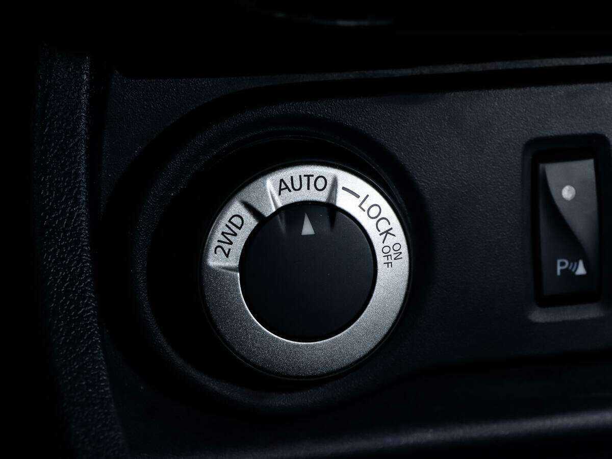 Nissan Terrano б/у, 2017, Автоматическая. Фото: #15