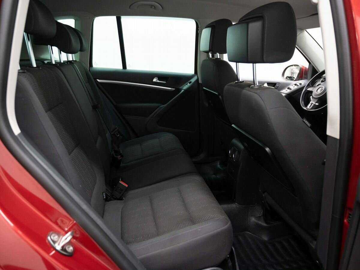 Volkswagen Tiguan б/у, 2012, Автоматическая. Фото: #9