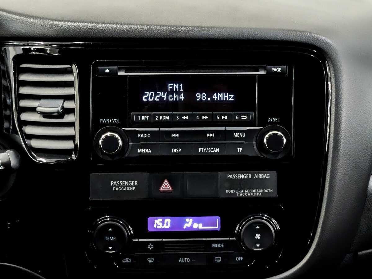 Mitsubishi Outlander б/у, 2015, Вариатор. Фото: #14