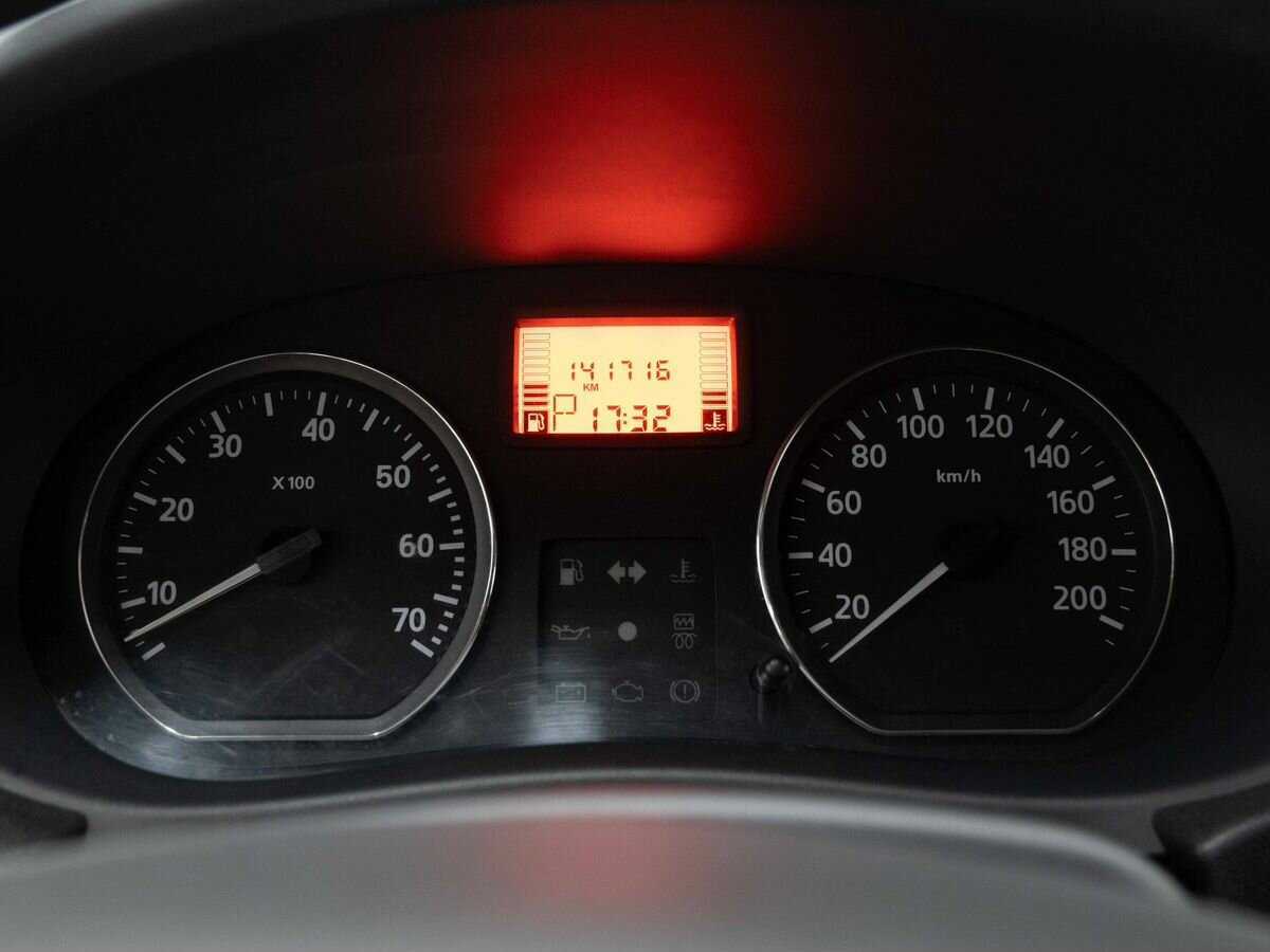 Nissan Almera б/у, 2013, Автоматическая. Фото: #16