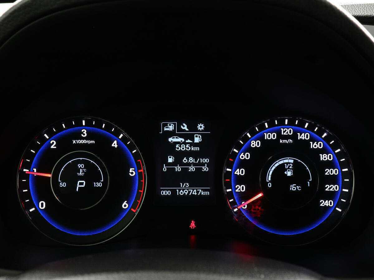 Hyundai i40 б/у, 2016, Роботизированная. Фото: #10