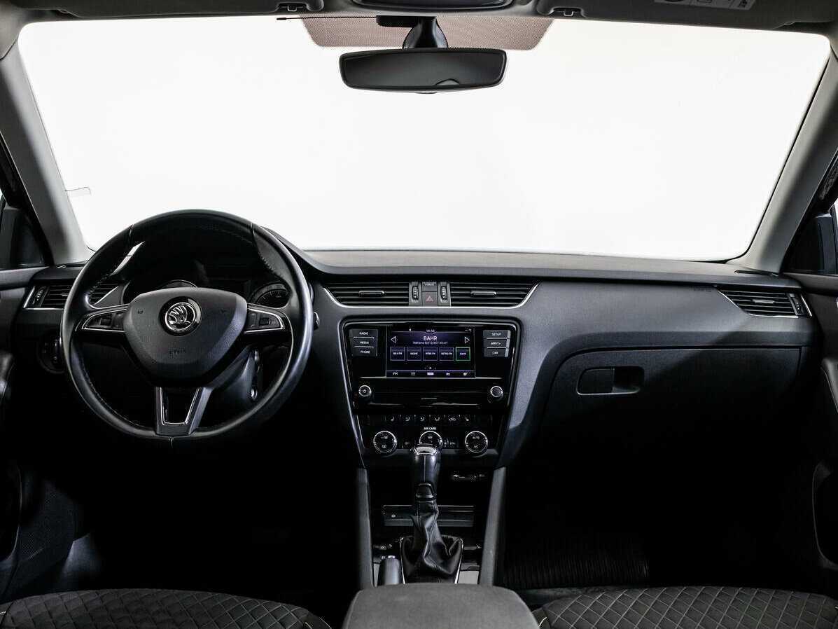 Skoda Octavia б/у, 2017, Автоматическая. Фото: #9