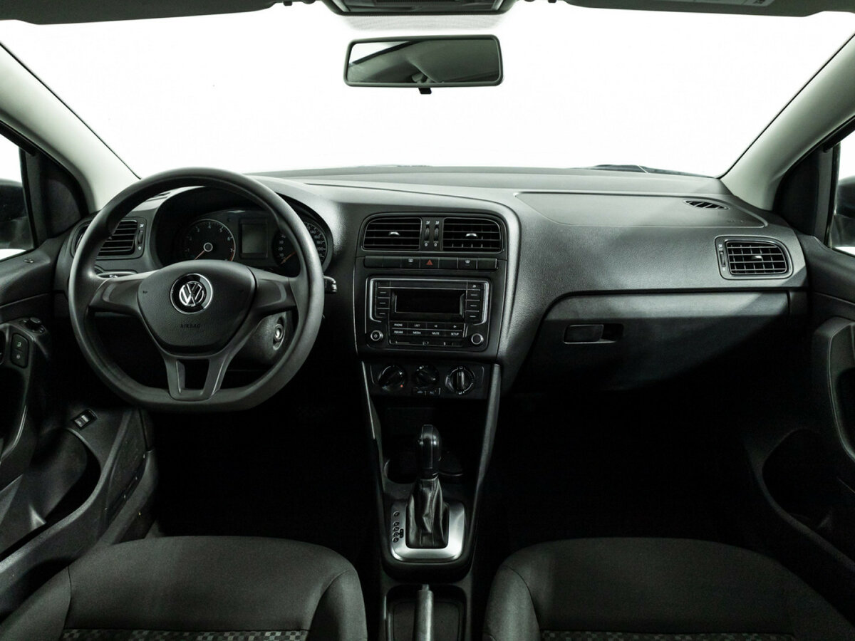 Volkswagen Polo б/у, 2019, Автоматическая. Фото: #12