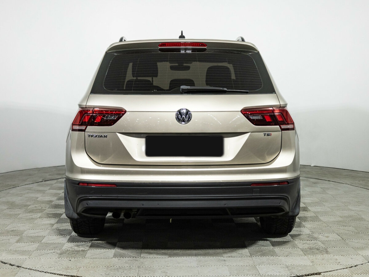 Volkswagen Tiguan б/у, 2017, Роботизированная. Фото: #4