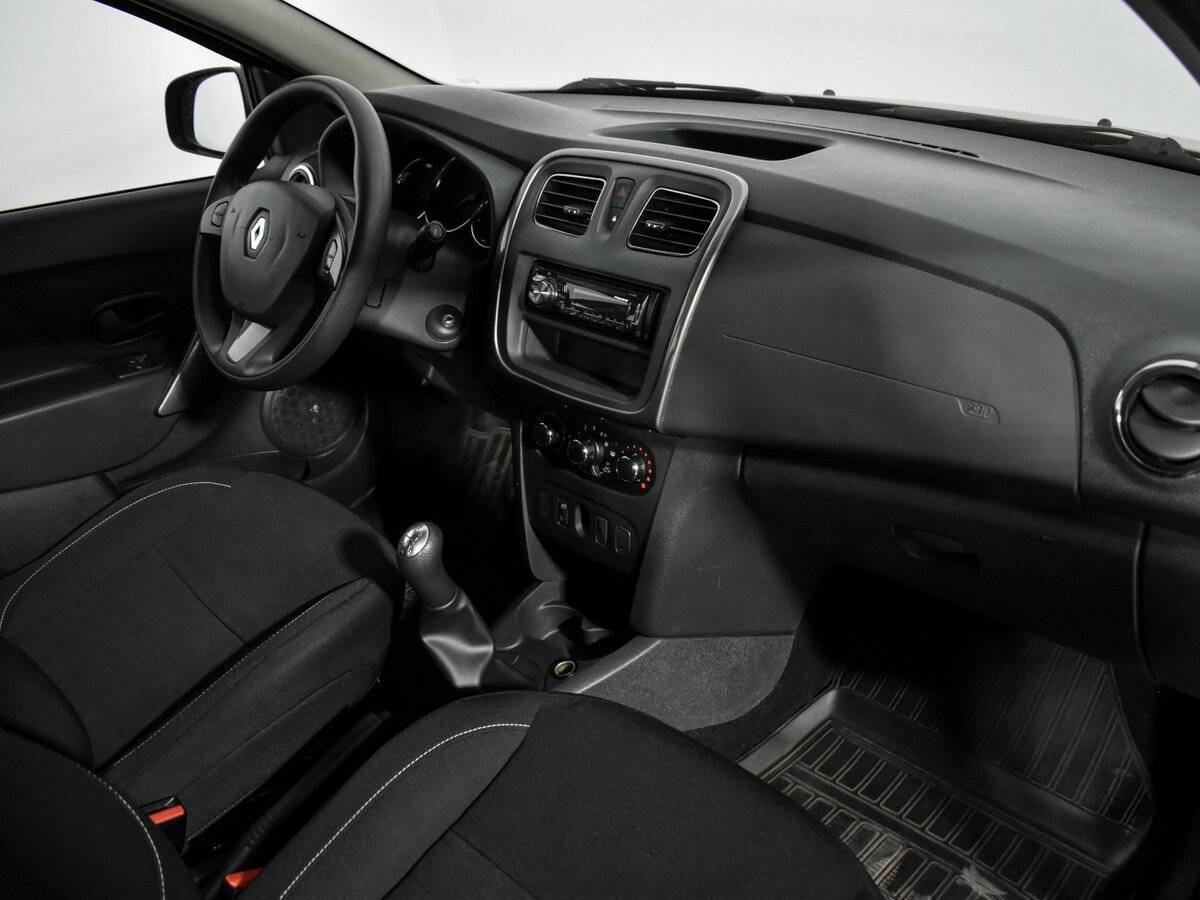 Renault Sandero б/у, 2014, Механическая. Фото: #12
