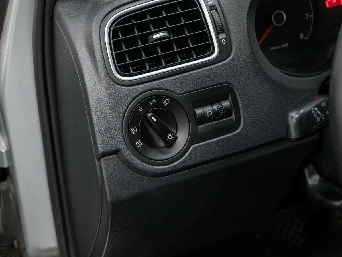 Volkswagen Polo б/у, 2013, Автоматическая. Фото: #13