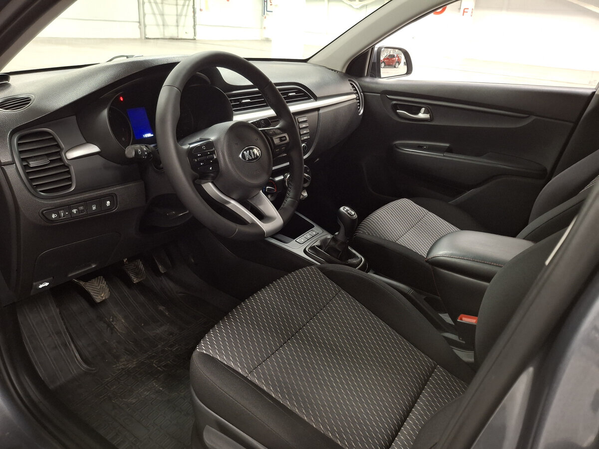 Kia Rio б/у, 2018, Механическая. Фото: #14