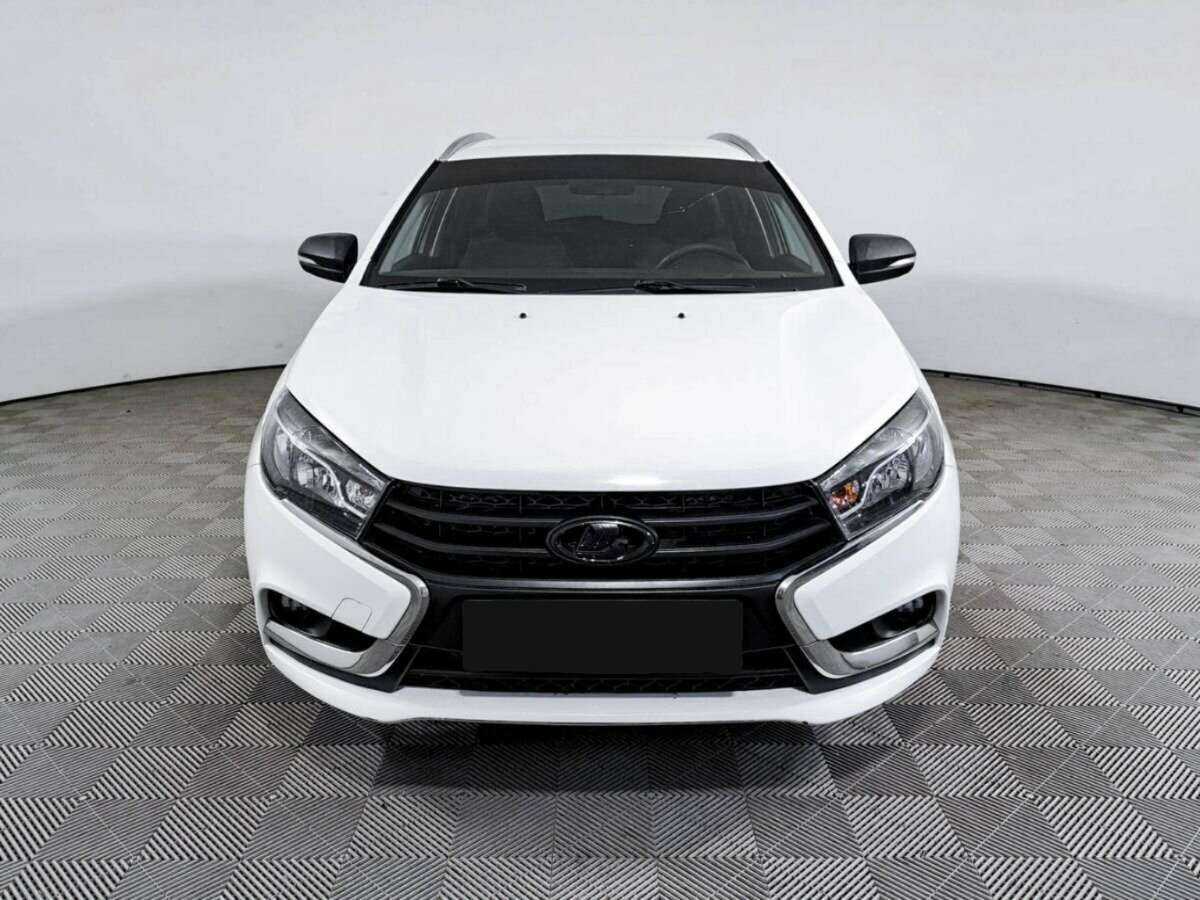 Lada (ВАЗ) Vesta б/у, 2019, Механическая. Фото: #1