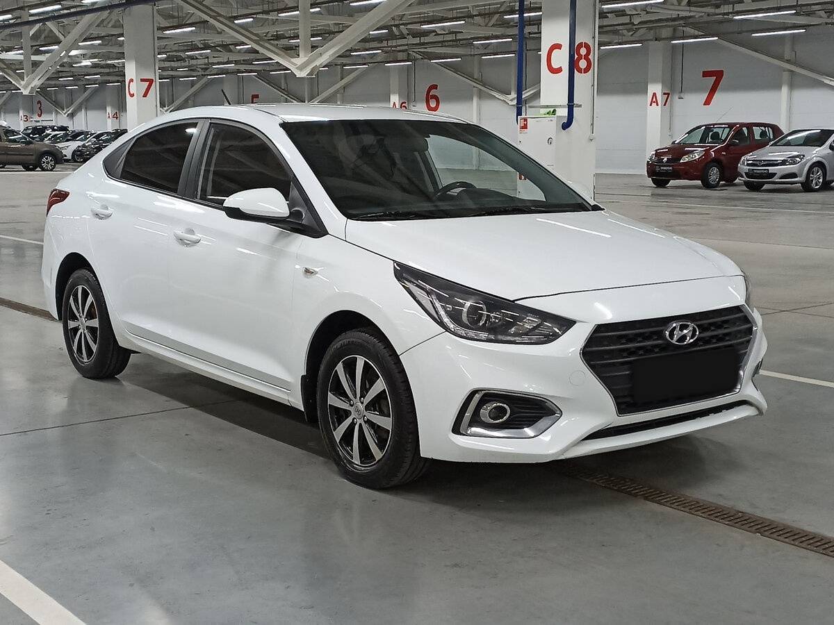Hyundai Solaris б/у, 2019, Автоматическая. Фото: #2