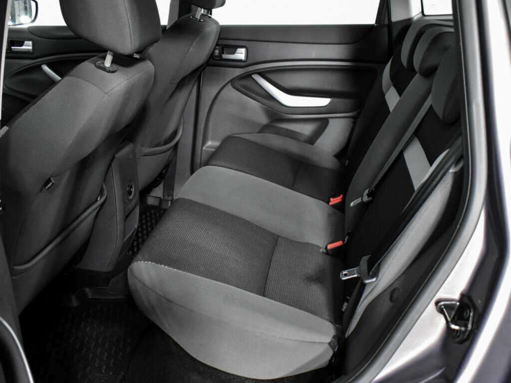 Ford Kuga б/у, 2012, Роботизированная. Фото: #11