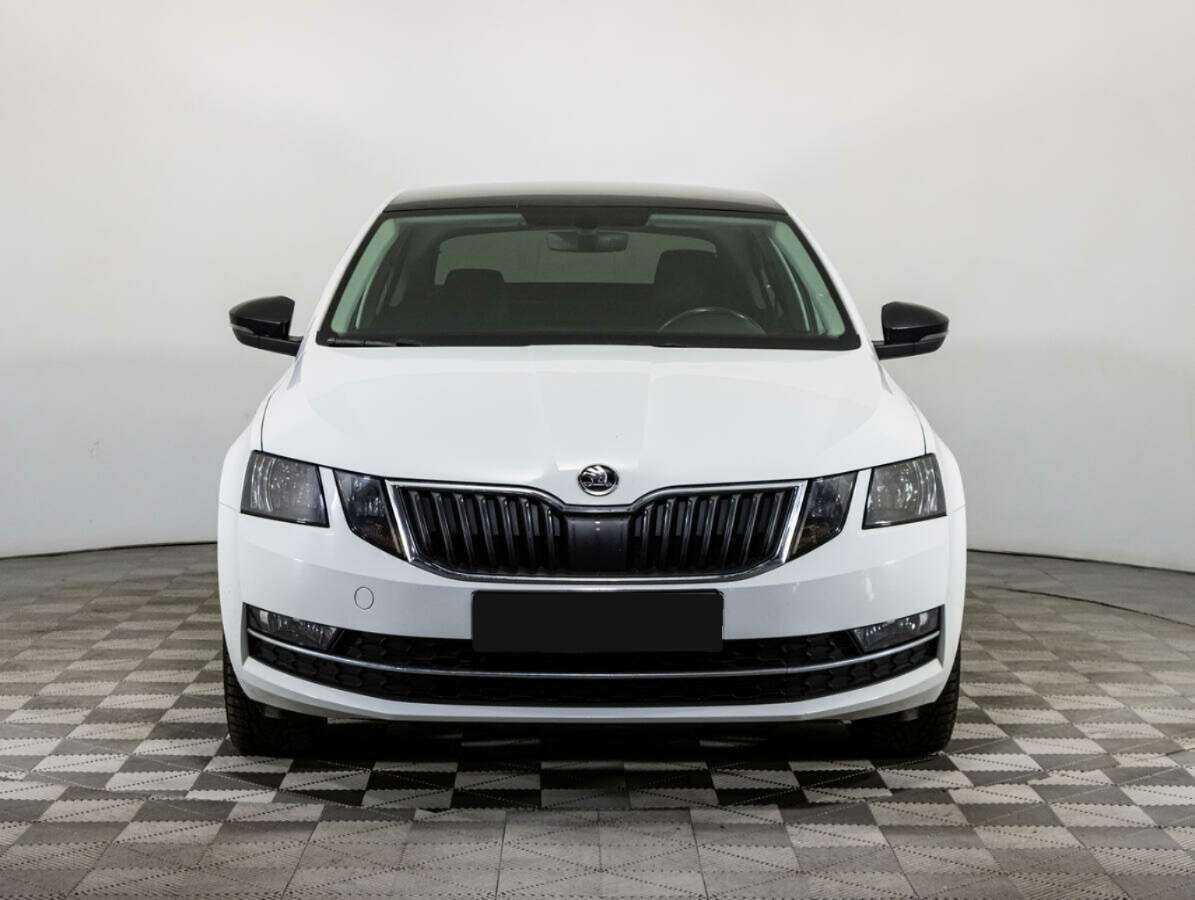 Skoda Octavia б/у, 2018, Роботизированная. Фото: #1