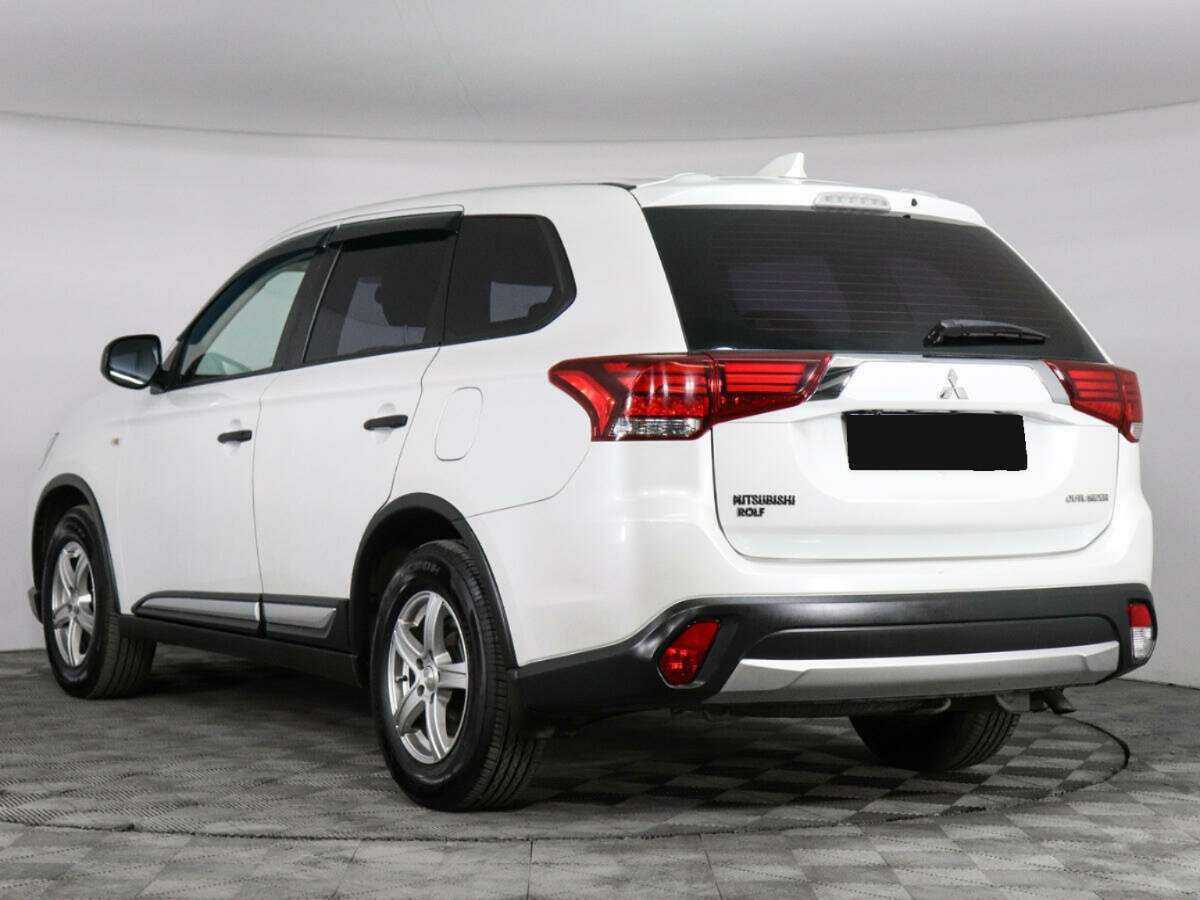 Mitsubishi Outlander б/у, 2017, Вариатор. Фото: #6