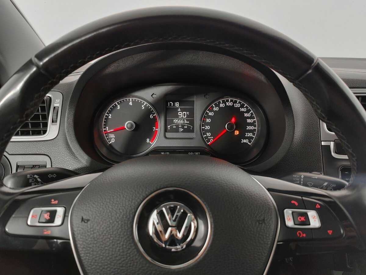 Volkswagen Polo б/у, 2016, Механическая. Фото: #15