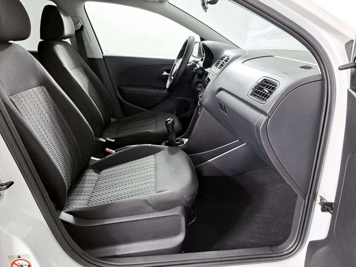 Volkswagen Polo б/у, 2019, Механическая. Фото: #10
