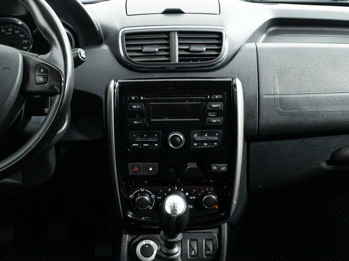 Nissan Terrano б/у, 2018, Механическая. Фото: #13