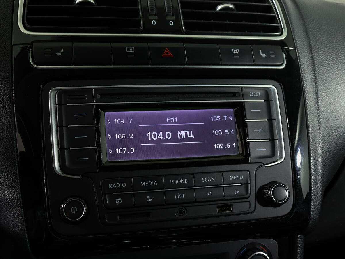 Volkswagen Polo б/у, 2014, Автоматическая. Фото: #17