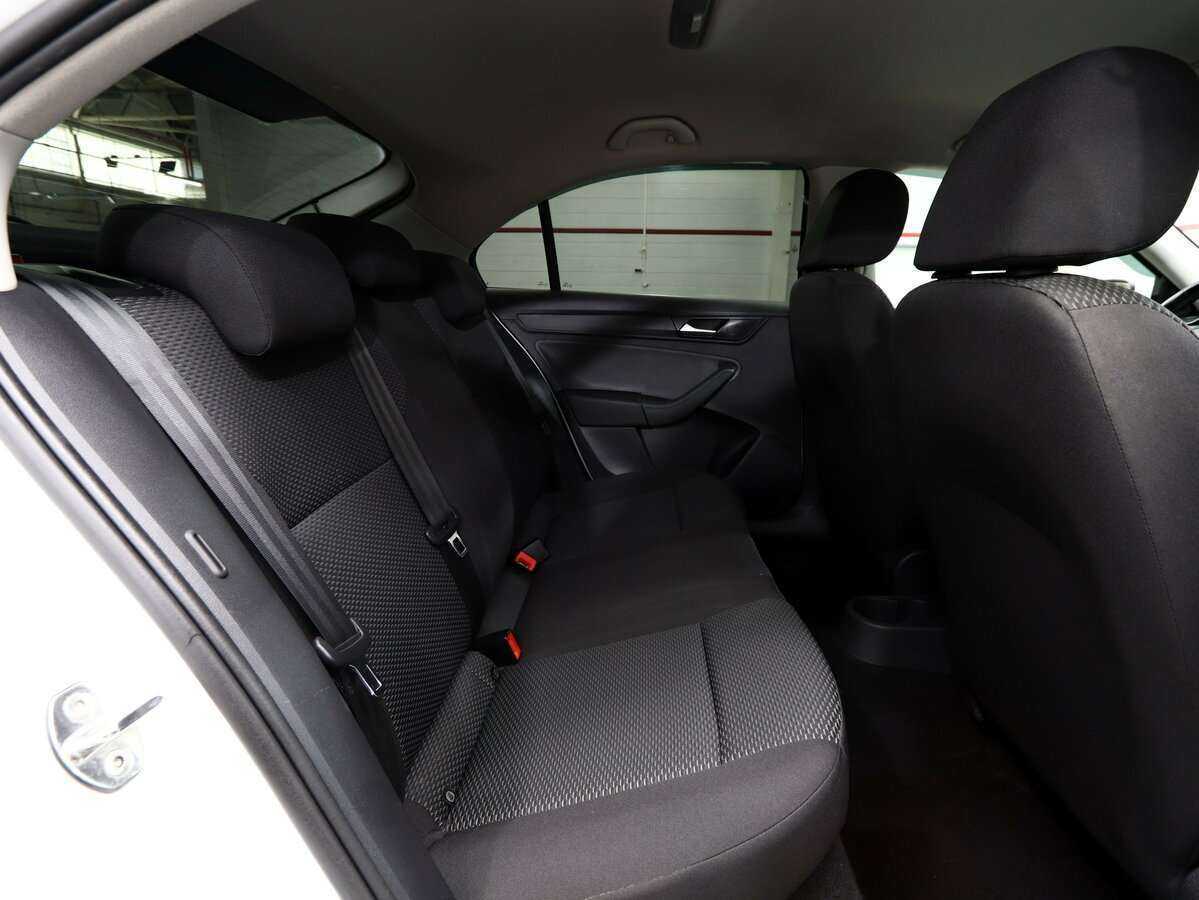 Volkswagen Polo б/у, 2020, Механическая. Фото: #13