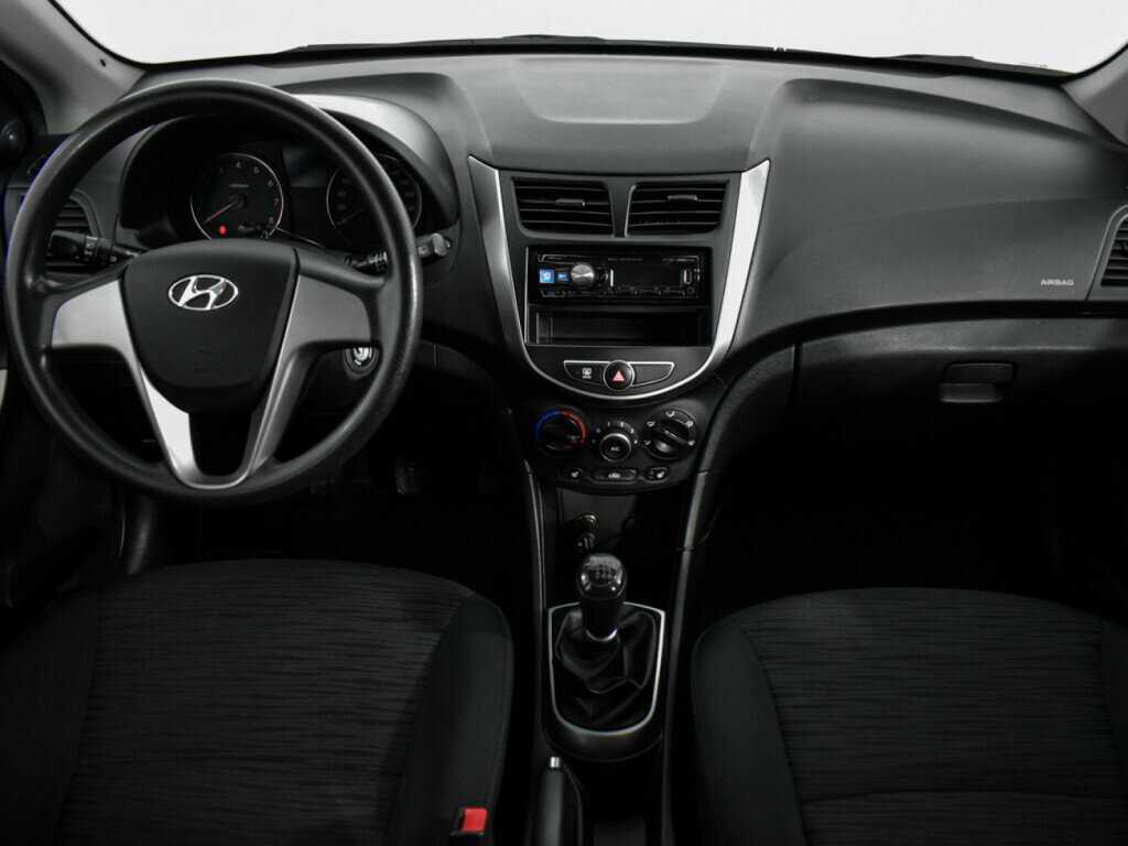 Hyundai Solaris б/у, 2014, Механическая. Фото: #11