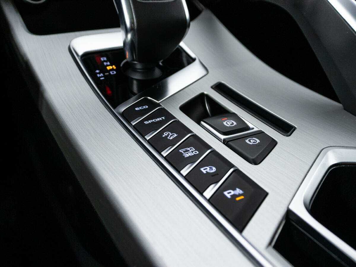 Geely Coolray б/у, 2022, Роботизированная. Фото: #17