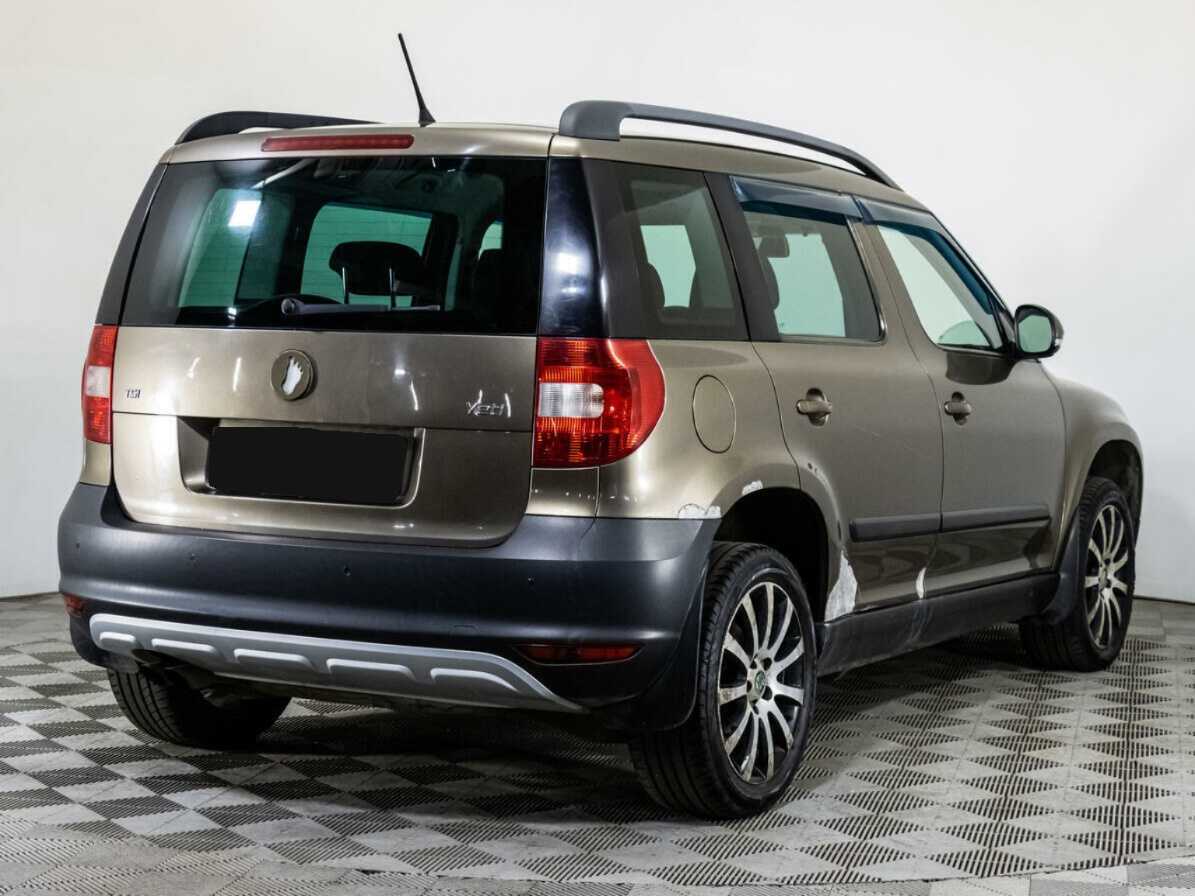 Skoda Yeti б/у, 2012, Механическая. Фото: #3