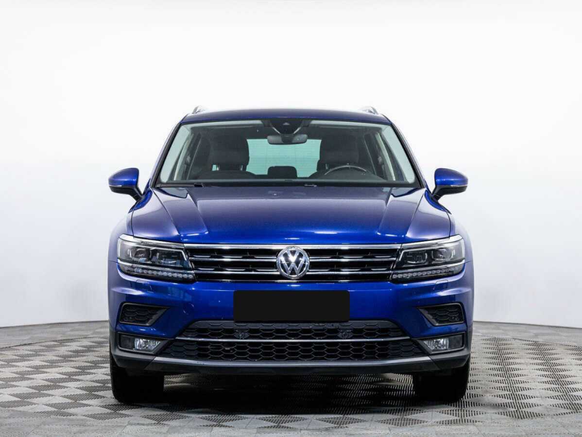 Volkswagen Tiguan б/у, 2019, Роботизированная. Посмотреть фото
