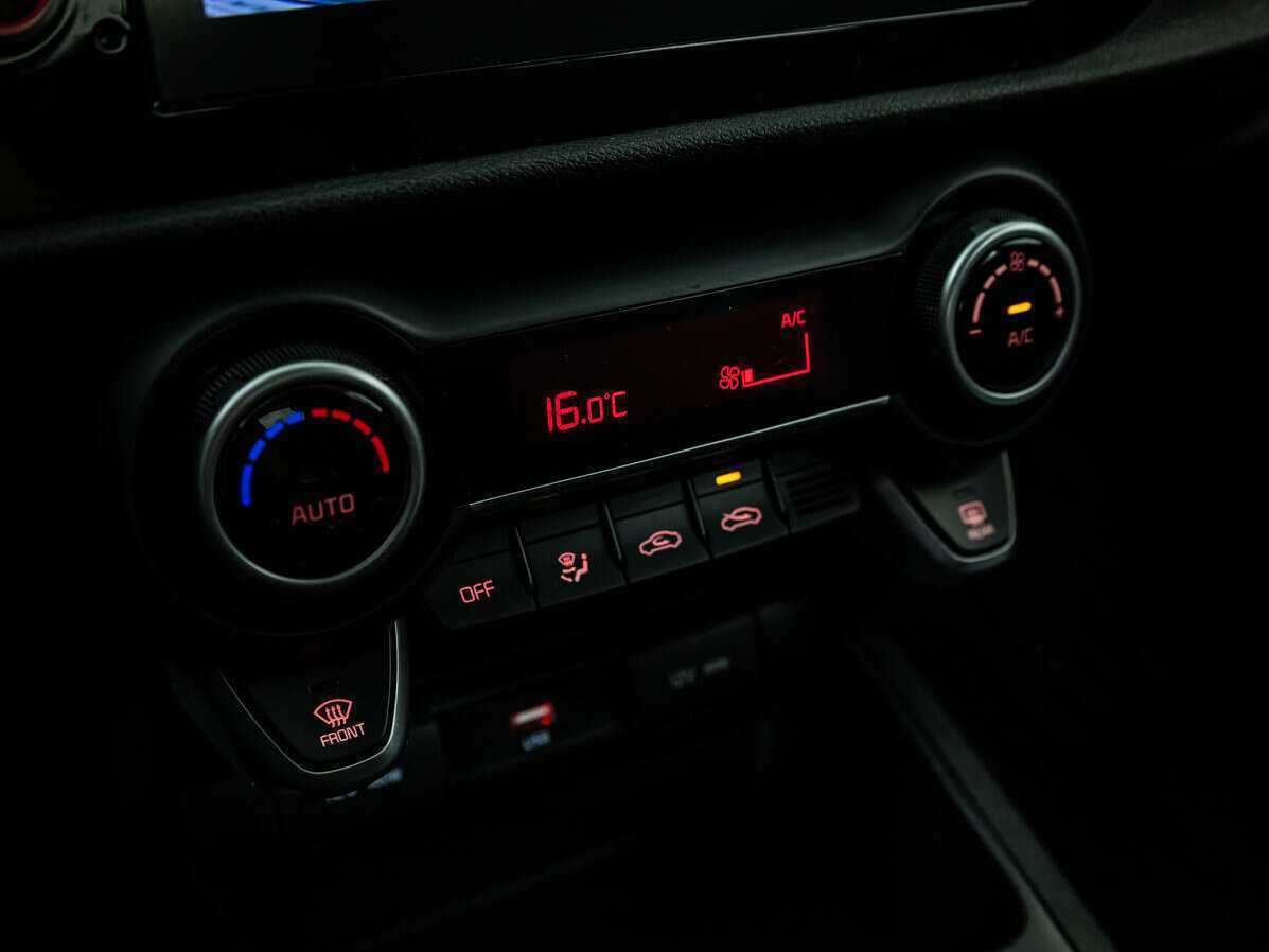 Kia Rio б/у, 2021, Автоматическая. Фото: #11