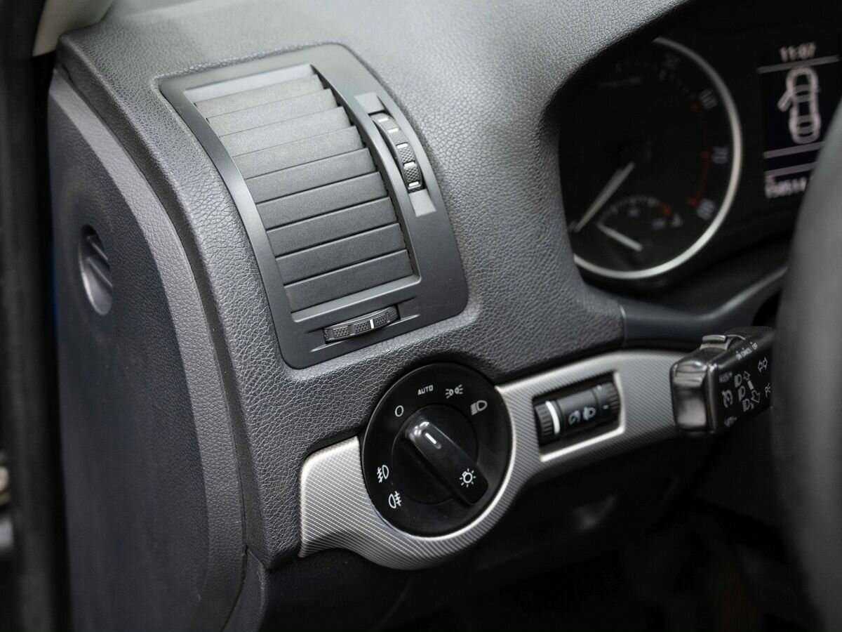 Skoda Octavia б/у, 2012, Механическая. Фото: #9