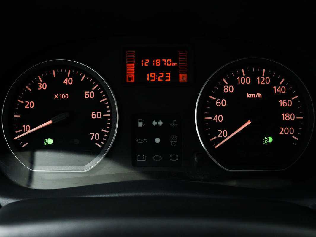 Renault Sandero б/у, 2012, Механическая. Фото: #9