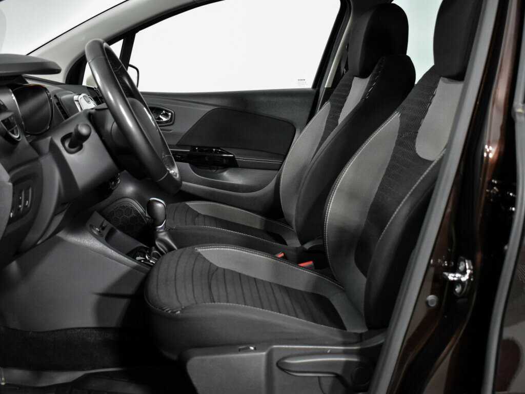 Renault Kaptur б/у, 2019, Автоматическая. Фото: #11