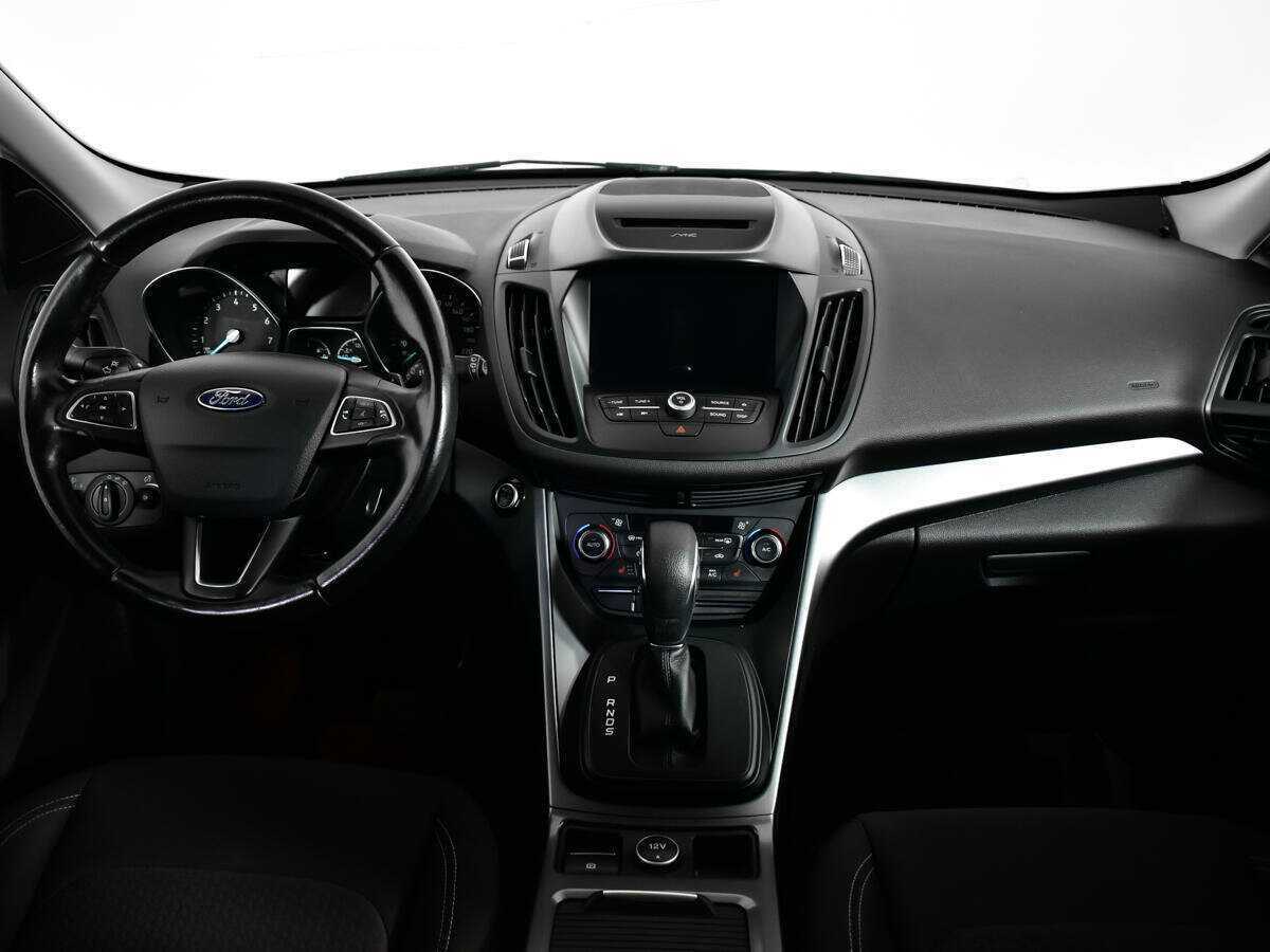 Ford Kuga б/у, 2018, Автоматическая. Фото: #11