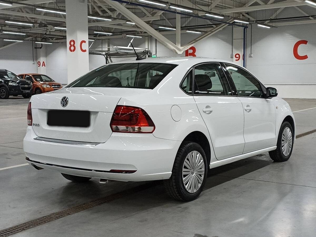 Volkswagen Polo б/у, 2018, Механическая. Фото: #4