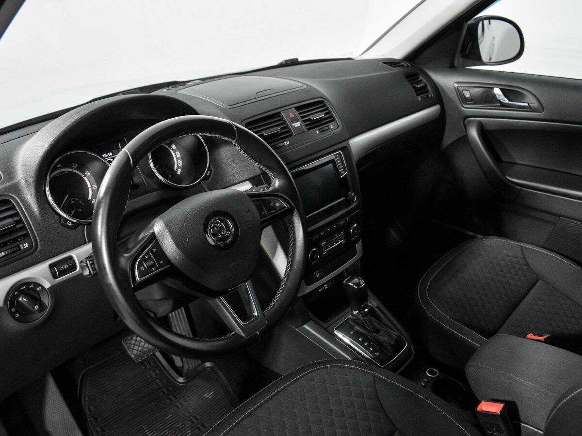 Skoda Yeti б/у, 2016, Автоматическая. Фото: #8