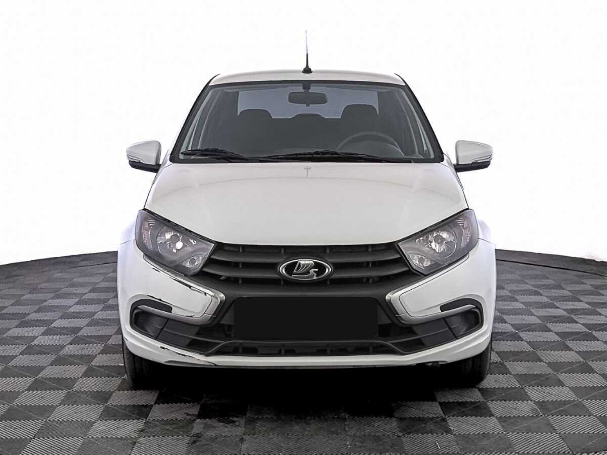 Lada (ВАЗ) Granta б/у, 2022, Механическая. Фото: #1