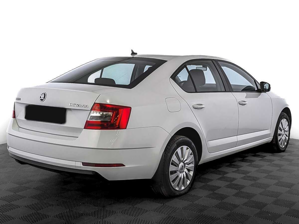 Skoda Octavia б/у, 2018, Автоматическая. Фото: #4