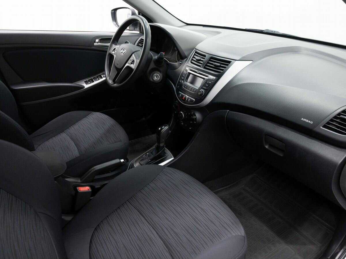 Hyundai Solaris б/у, 2015, Автоматическая. Фото: #9