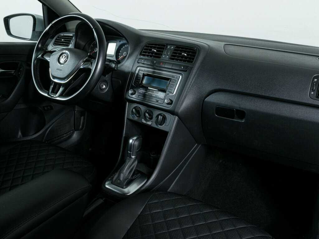 Volkswagen Polo б/у, 2016, Автоматическая. Фото: #7