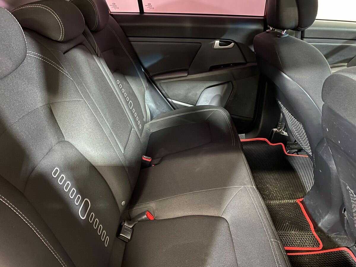 Kia Sportage б/у, 2013, Механическая. Фото: #9