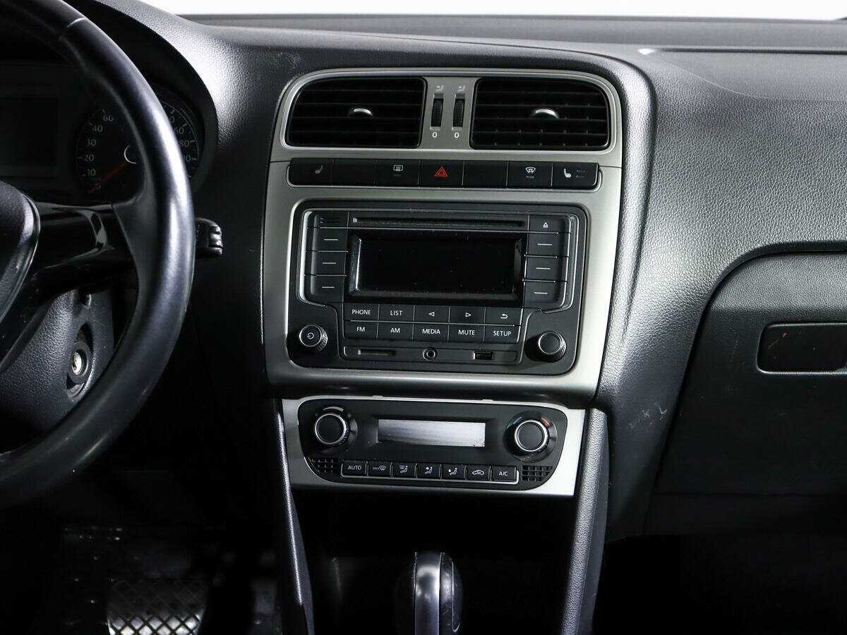 Volkswagen Polo б/у, 2016, Автоматическая. Фото: #12