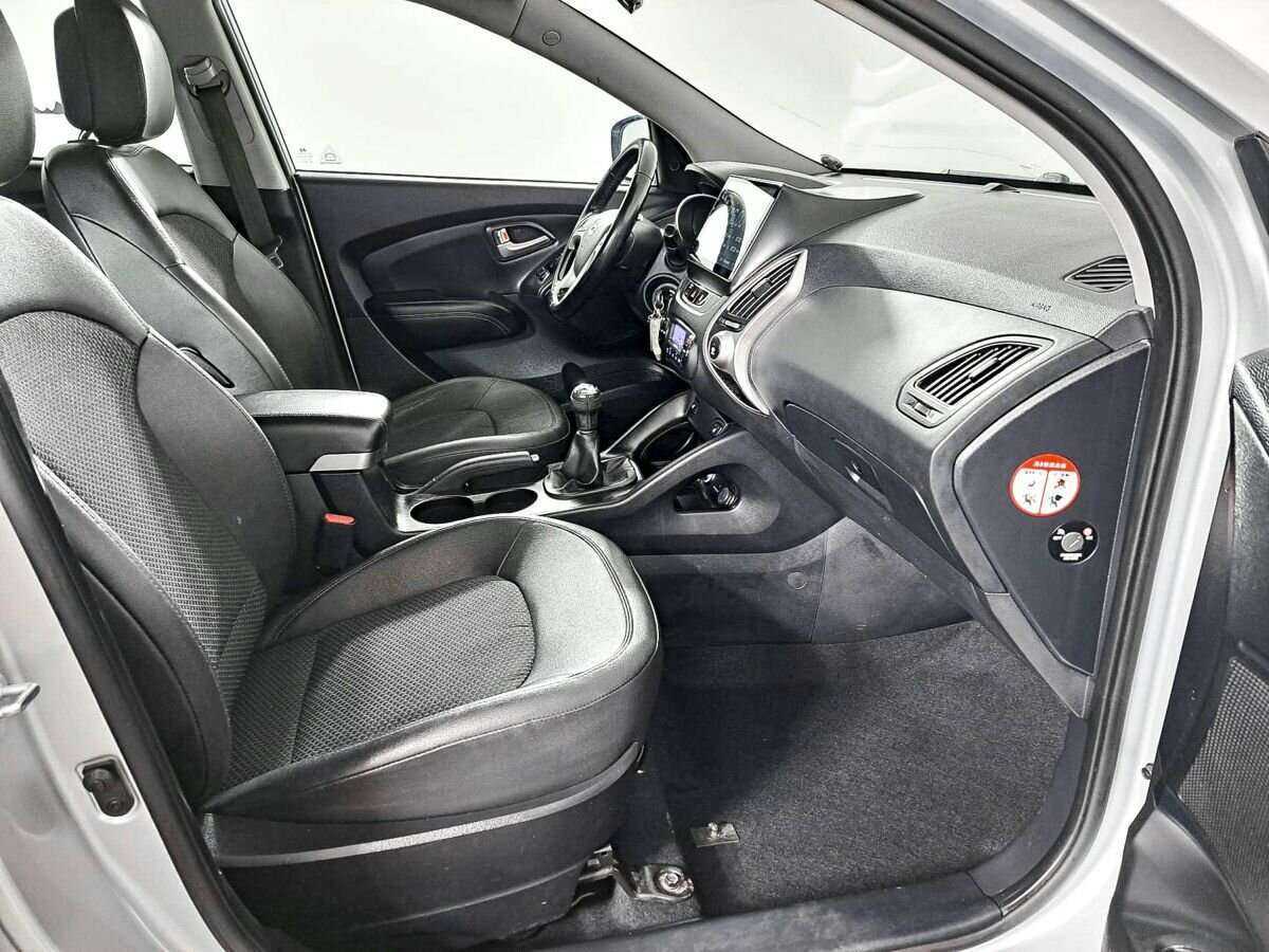 Hyundai ix35 б/у, 2013, Механическая. Фото: #5