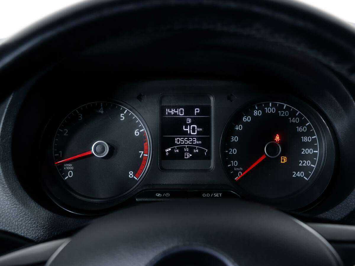 Volkswagen Polo б/у, 2015, Автоматическая. Фото: #13