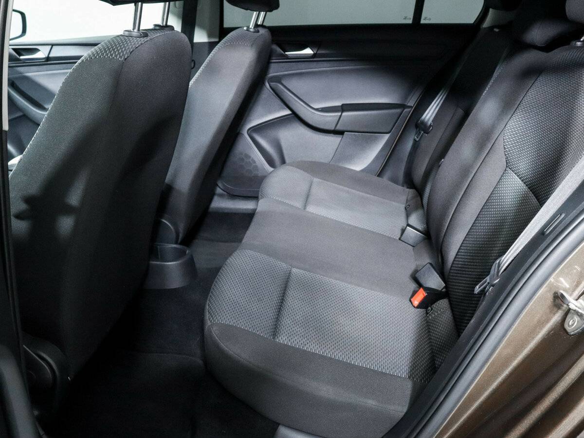 Volkswagen Polo б/у, 2021, Автоматическая. Фото: #6