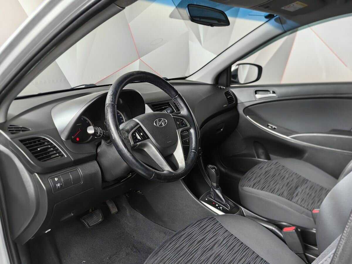 Hyundai Solaris б/у, 2015, Автоматическая. Фото: #13