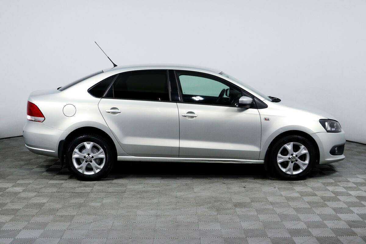 Volkswagen Polo б/у, 2012, Механическая. Фото: #3
