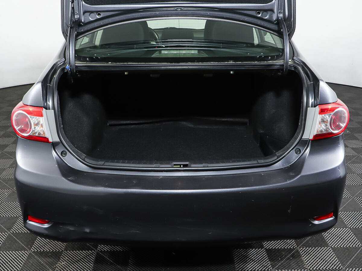 Toyota Corolla б/у, 2012, Автоматическая. Фото: #9