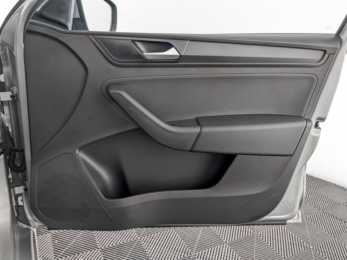 Volkswagen Polo б/у, 2021, Автоматическая. Фото: #19