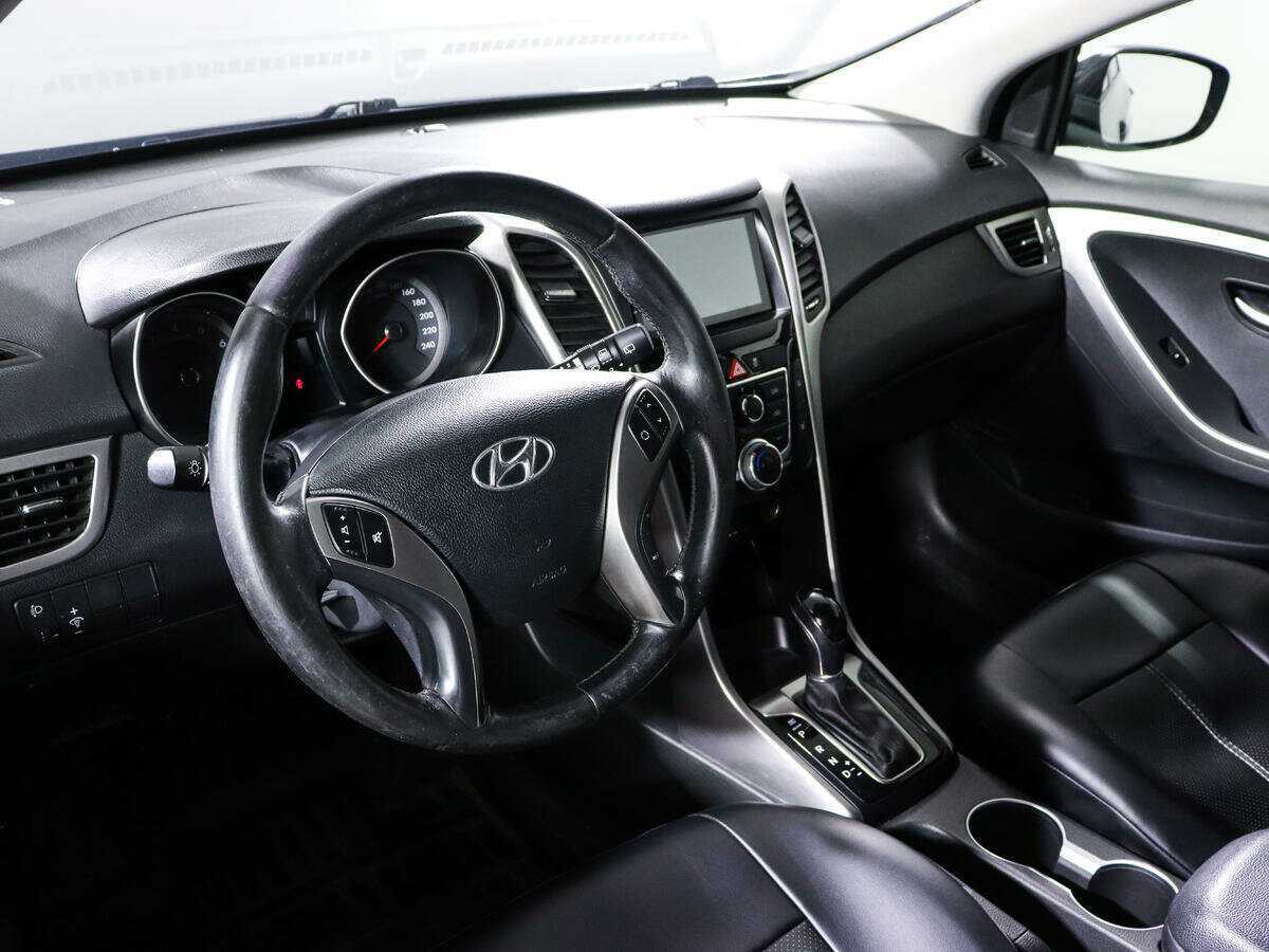 Hyundai i30 б/у, 2012, Автоматическая. Фото: #13