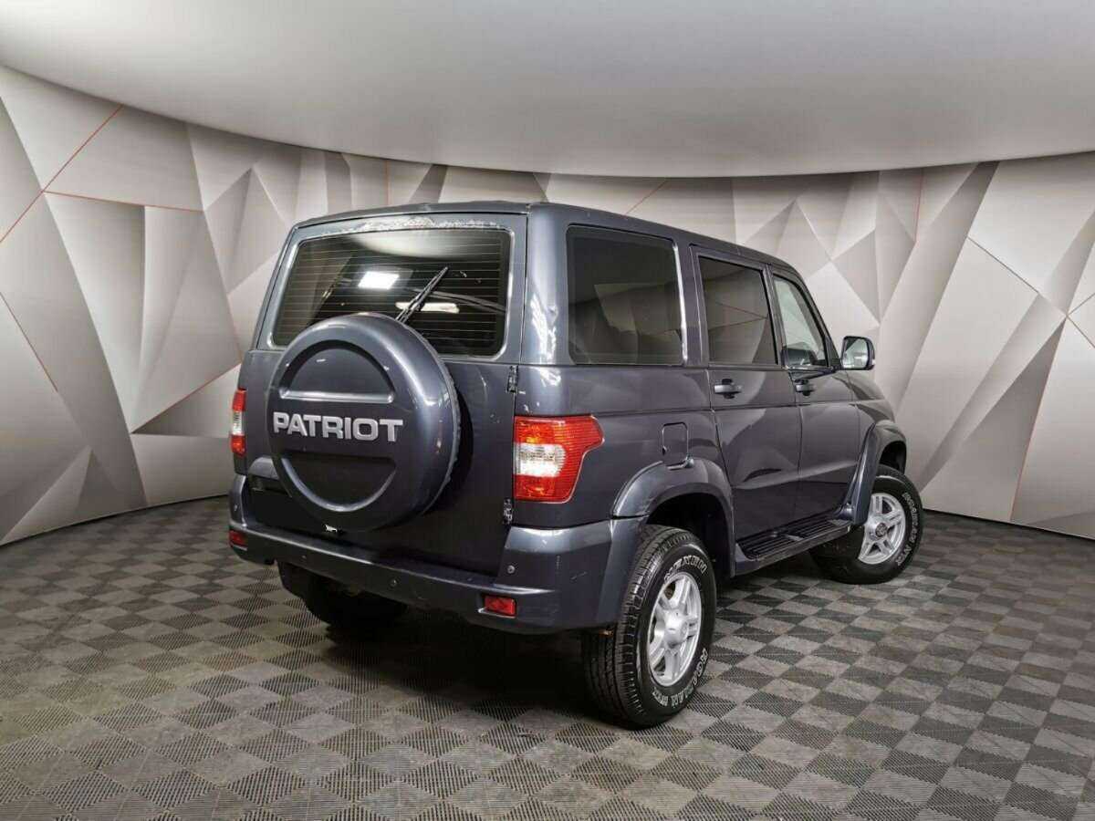 УАЗ Patriot б/у, 2016, Механическая. Фото: #1